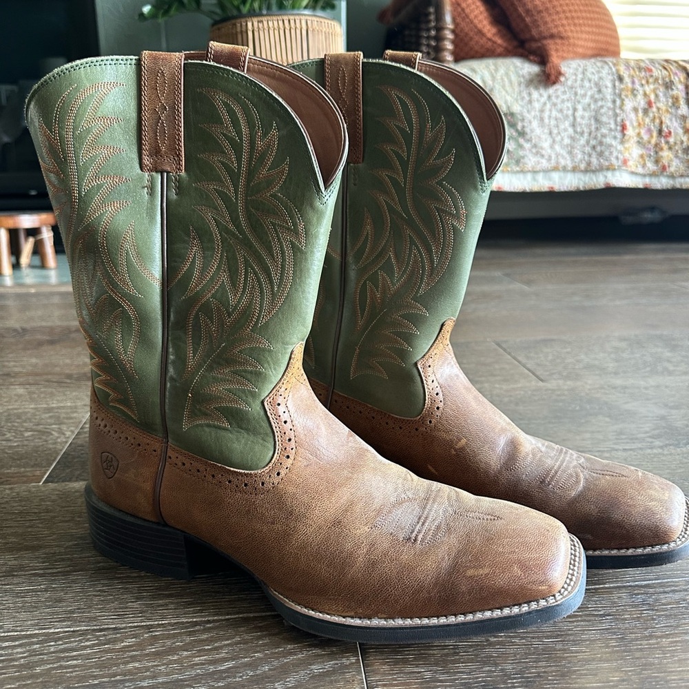 Ariat Brown and Green Western Boots with Decorative Stitching